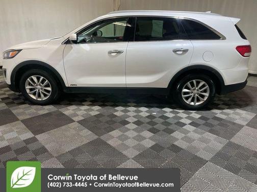 2018 Kia Sorento LX