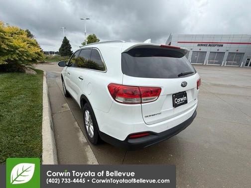 2018 Kia Sorento LX
