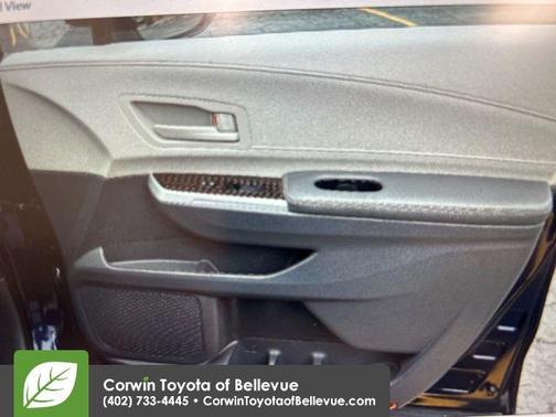 2022 Toyota Sienna LE