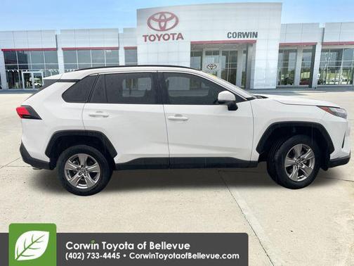 Ice 2024 Toyota RAV4 XLE