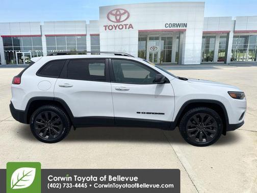 Bright White Clearcoat 2021 Jeep Cherokee Latitude Lux