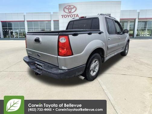 2002 Ford Explorer Sport Trac Base