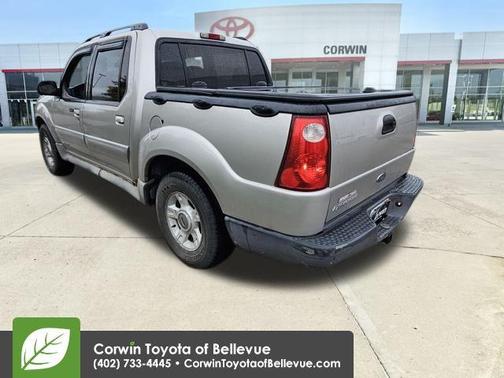 2002 Ford Explorer Sport Trac Base