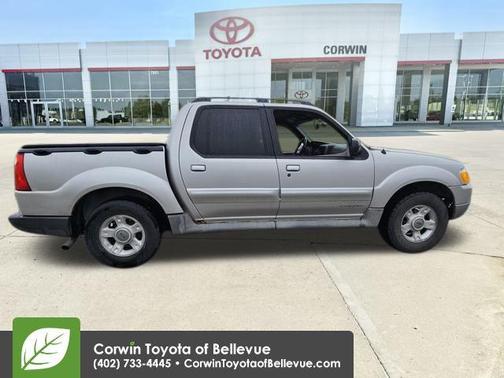 2002 Ford Explorer Sport Trac Base