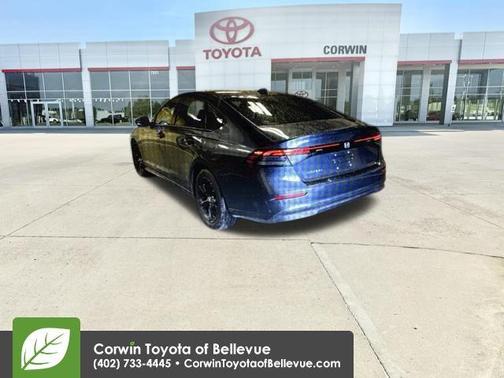 Meteorite Gray Metallic 2025 Honda Accord SE