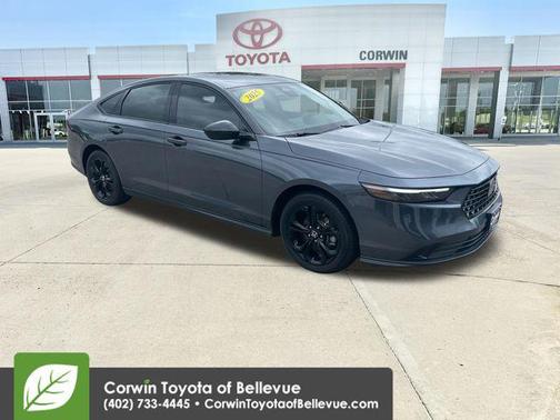 Meteorite Gray Metallic 2025 Honda Accord SE