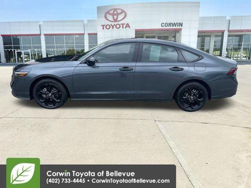 Meteorite Gray Metallic 2025 Honda Accord SE
