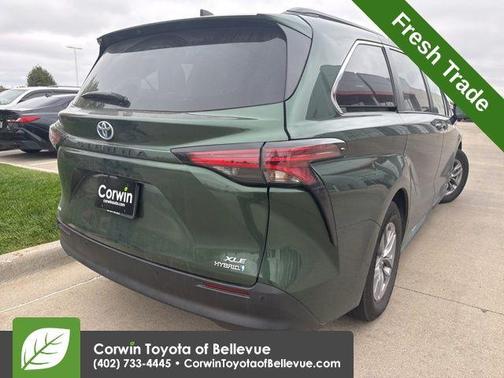 2022 Toyota Sienna XLE