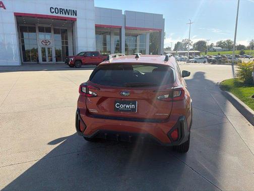 Sun Blaze Pearl 2024 Subaru Crosstrek Limited