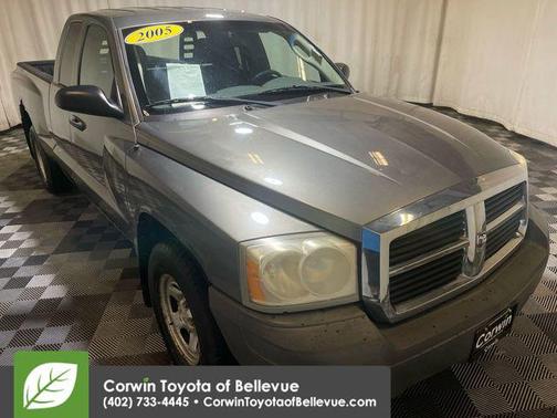 2005 Dodge Dakota ST Club Cab