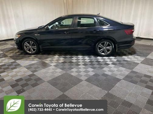 2021 Volkswagen Jetta 1.4T R-Line
