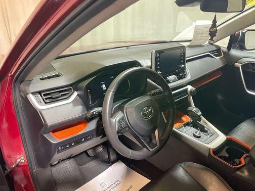 2020 Toyota RAV4 Adventure