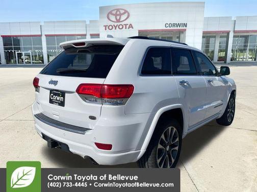 Bright White Clearcoat 2017 Jeep Grand Cherokee Overland