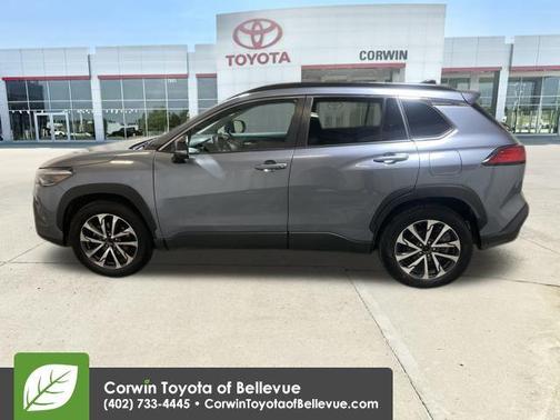 2025 Toyota Corolla Cross XLE