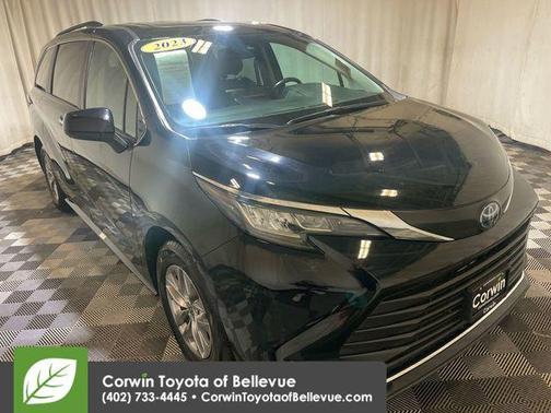2023 Toyota Sienna XLE