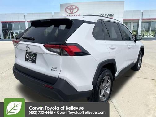 2025 Toyota RAV4 Hybrid XLE