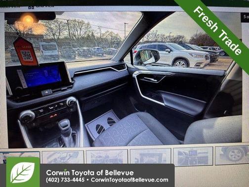 Ice 2025 Toyota RAV4 XLE