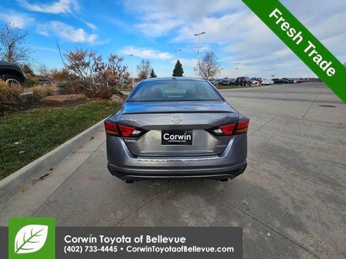 2021 Nissan Altima SR VC-Turbo FWD