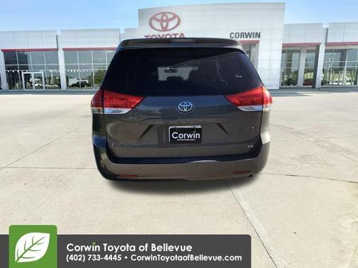 2012 Toyota Sienna LE