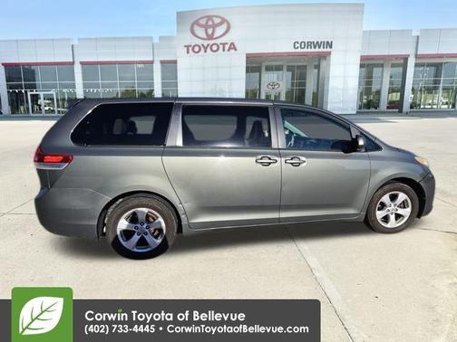 2012 Toyota Sienna LE