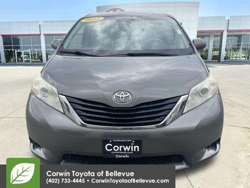 2012 Toyota Sienna LE