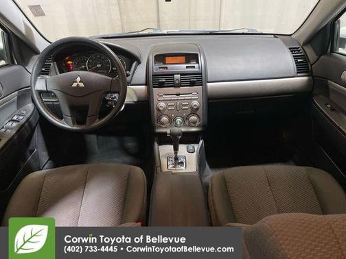 2011 Mitsubishi Galant Base