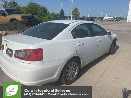 2011 Mitsubishi Galant Base