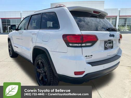 Bright White Clearcoat 2019 Jeep Grand Cherokee Upland