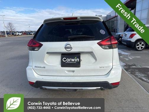 2017 Nissan Rogue SV