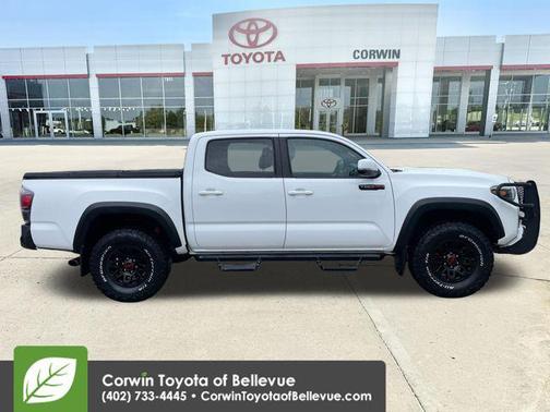 Super White 2017 Toyota Tacoma Base