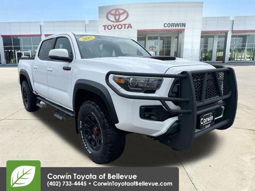 Super White 2017 Toyota Tacoma Base
