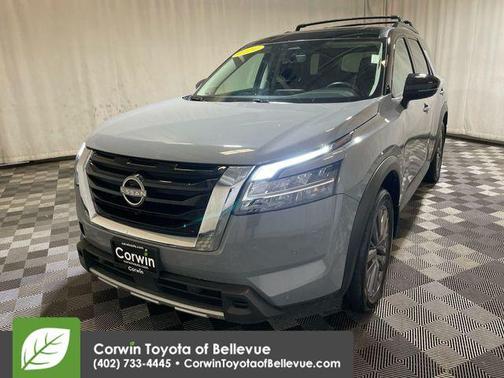 2024 Nissan Pathfinder SL 4WD