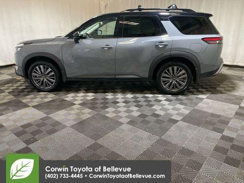 2024 Nissan Pathfinder SL 4WD