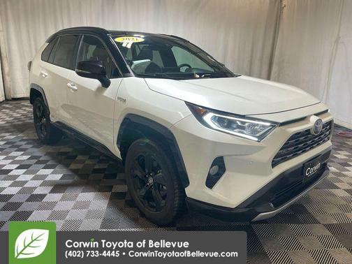 2021 Toyota RAV4 Hybrid SE