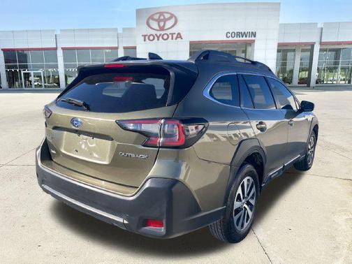 Autumn Green Metallic 2025 Subaru Outback Premium