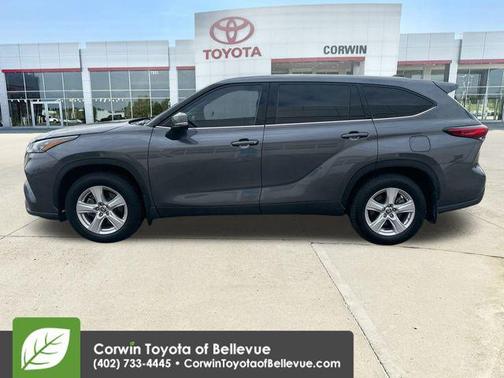 2020 Toyota Highlander LE