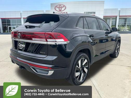 White 2026 Volkswagen Atlas Cross Sport 2.0T SE w/Technology 4MOTION