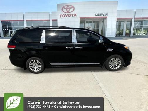 2013 Toyota Sienna XLE