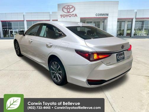 2022 Lexus ES 250 Base