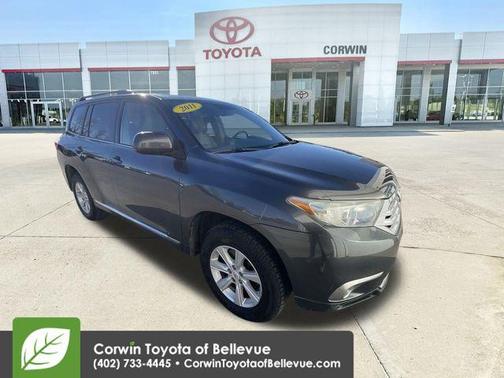 2011 Toyota Highlander SE