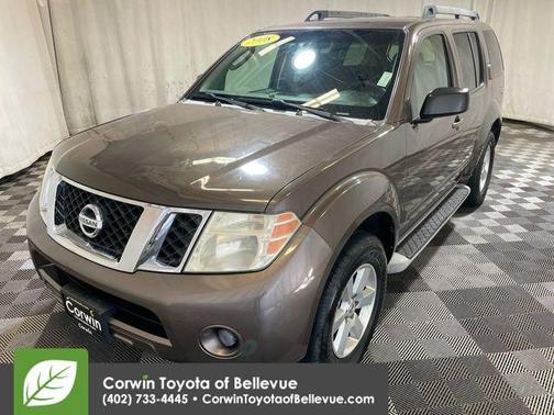 2008 Nissan Pathfinder LE