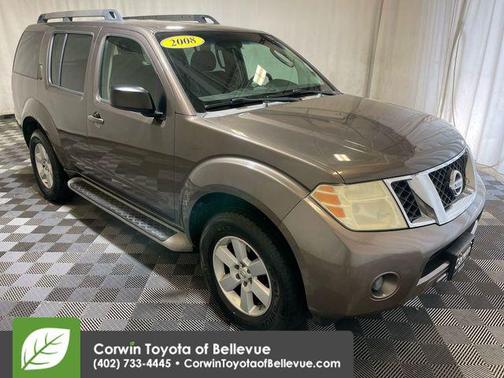 2008 Nissan Pathfinder LE