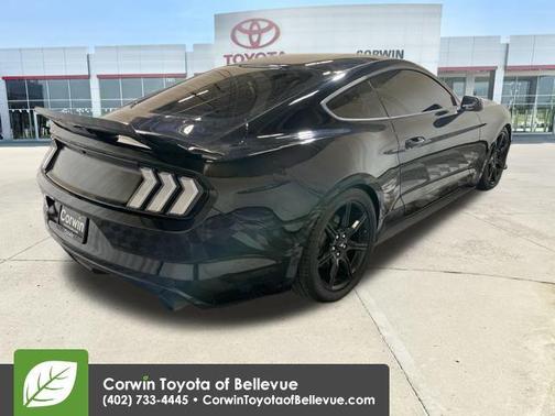 2017 Ford Mustang V6