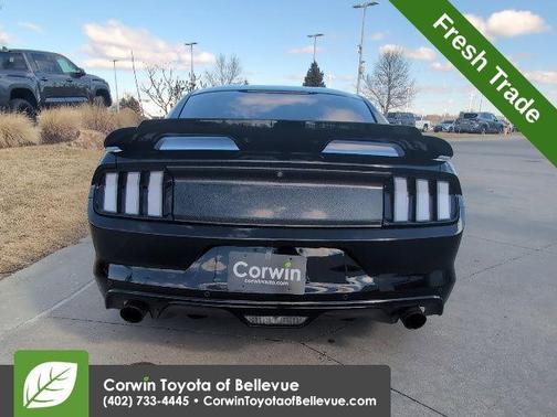 2017 Ford Mustang V6