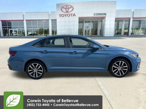 Monterey Blue 2025 Volkswagen Jetta 1.5T SE