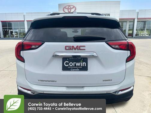 Summit White 2020 GMC Terrain SLT