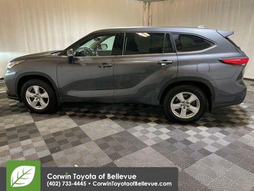 2020 Toyota Highlander LE