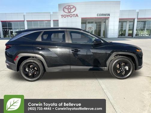 Black Pearl 2024 Hyundai TUCSON SEL