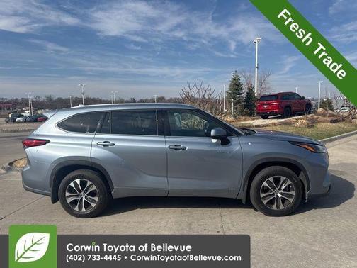 2021 Toyota Highlander Hybrid XLE