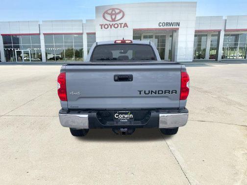 Cement 2020 Toyota Tundra SR5